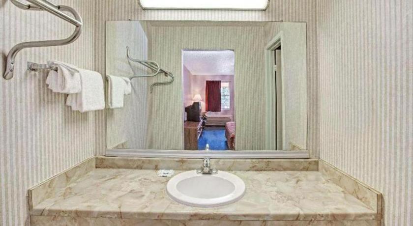 Knights Inn South Houston Tx Luaran gambar
